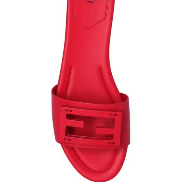 Fendi red sandals size 41 NIB $750 - Picture 6 of 13